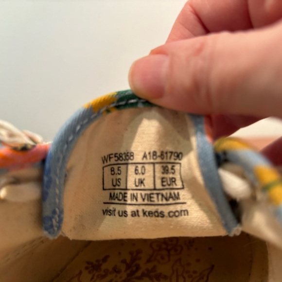 Rifle Paper Co. Keds sneakers - Picture 6 of 6